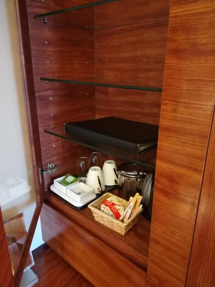 فندق متروبوليتان آكيتا آكْتَ المظهر الخارجي الصورة